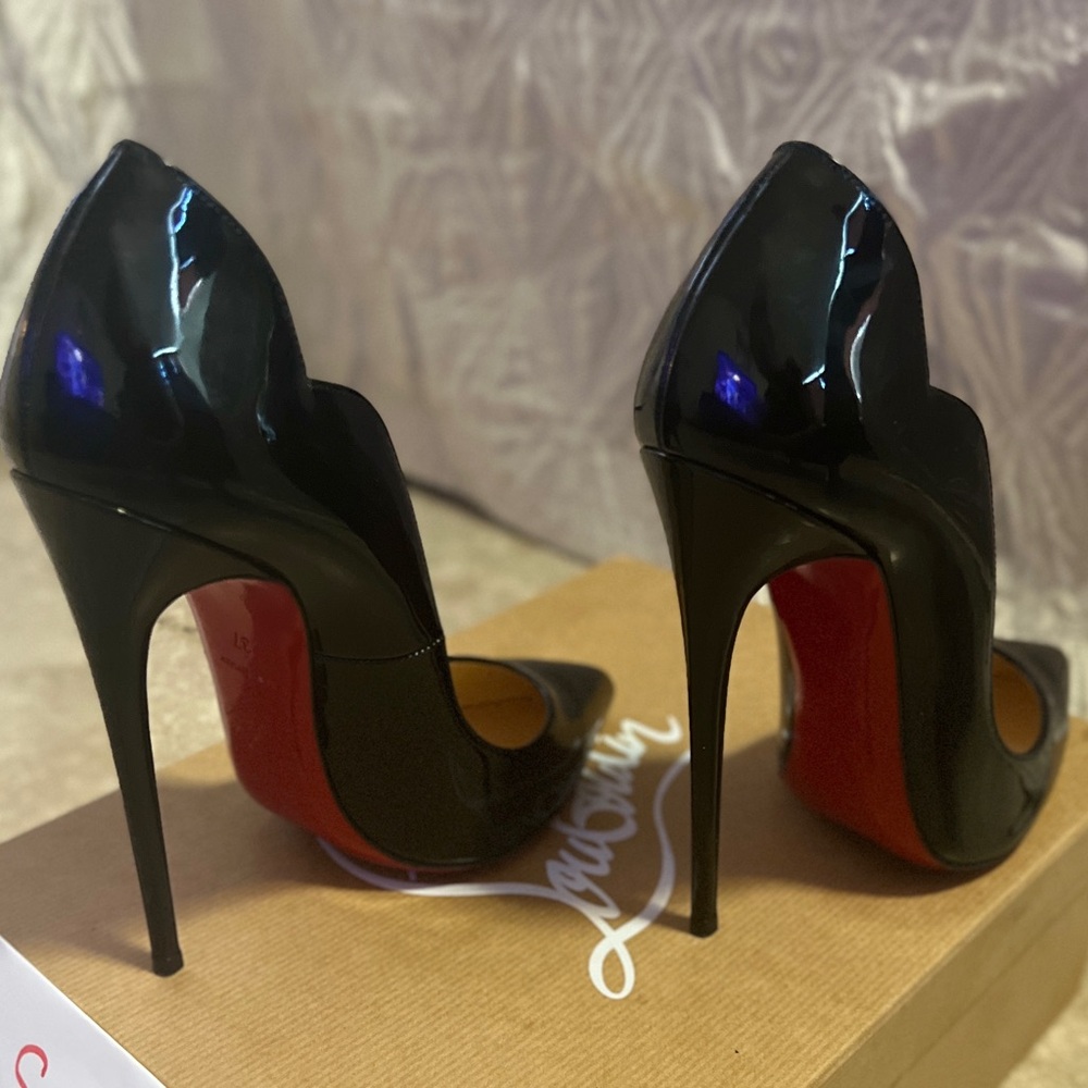 **Rare** 130mm Hot Chick 130 Black Patent 37 Christian Louboutin